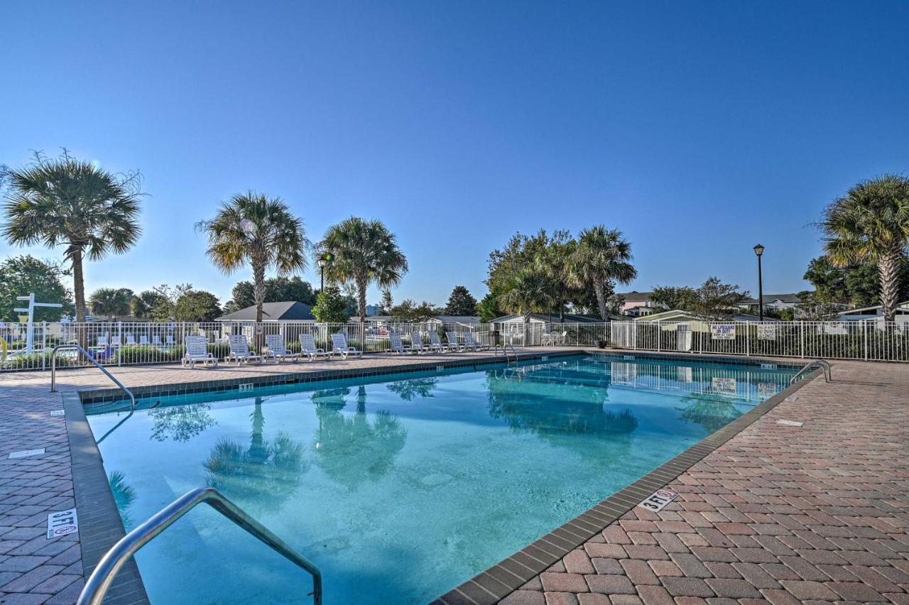 Lovely Myrtle Beach Getaway - Walk To Beach! Екстер'єр фото